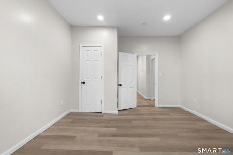 26-28 Mclean Street Hartford CT 06114