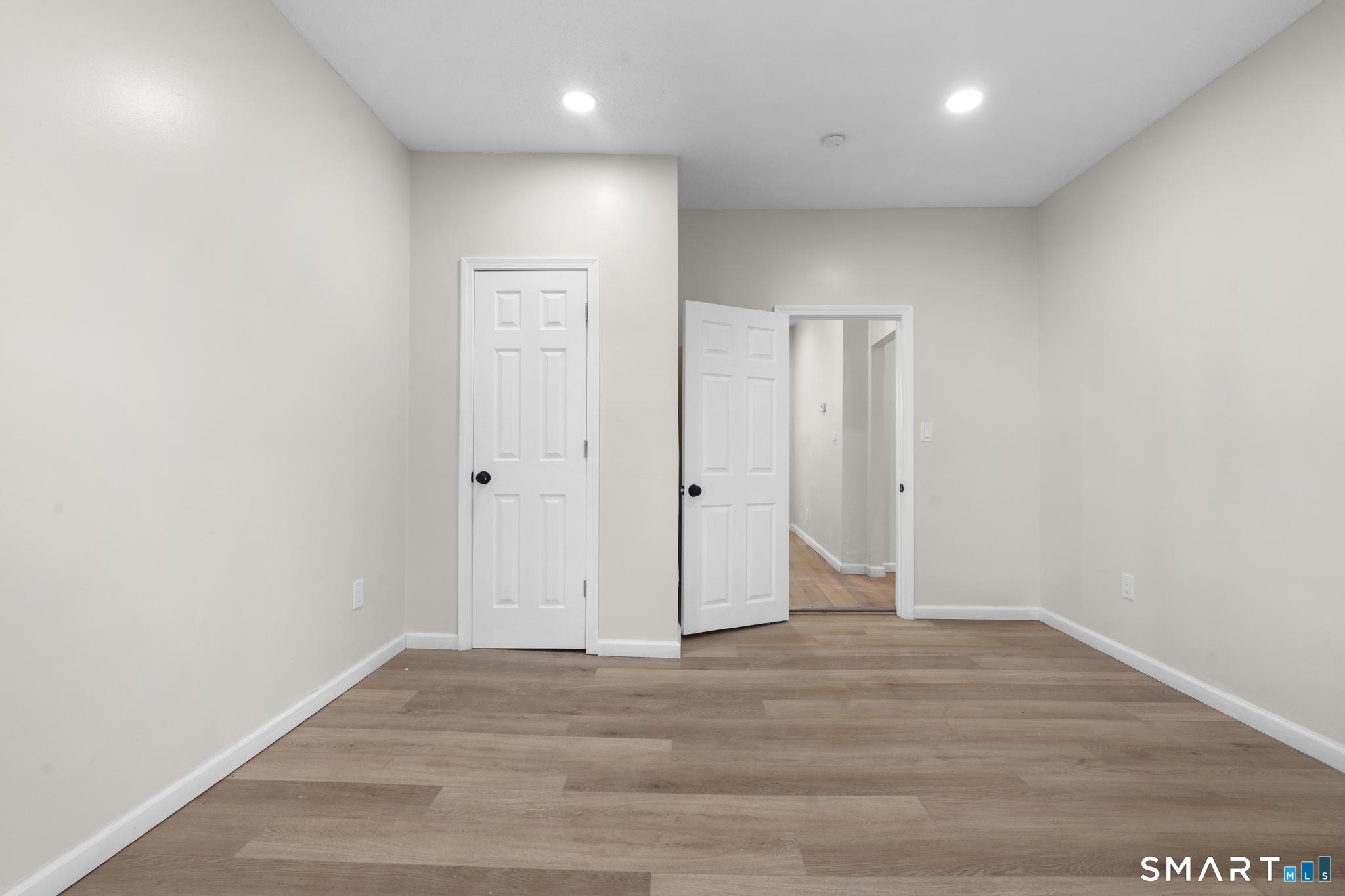 26-28 Mclean Street Hartford CT 06114