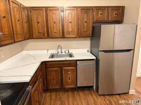 157 Bull Hill Lane West Haven CT 06516