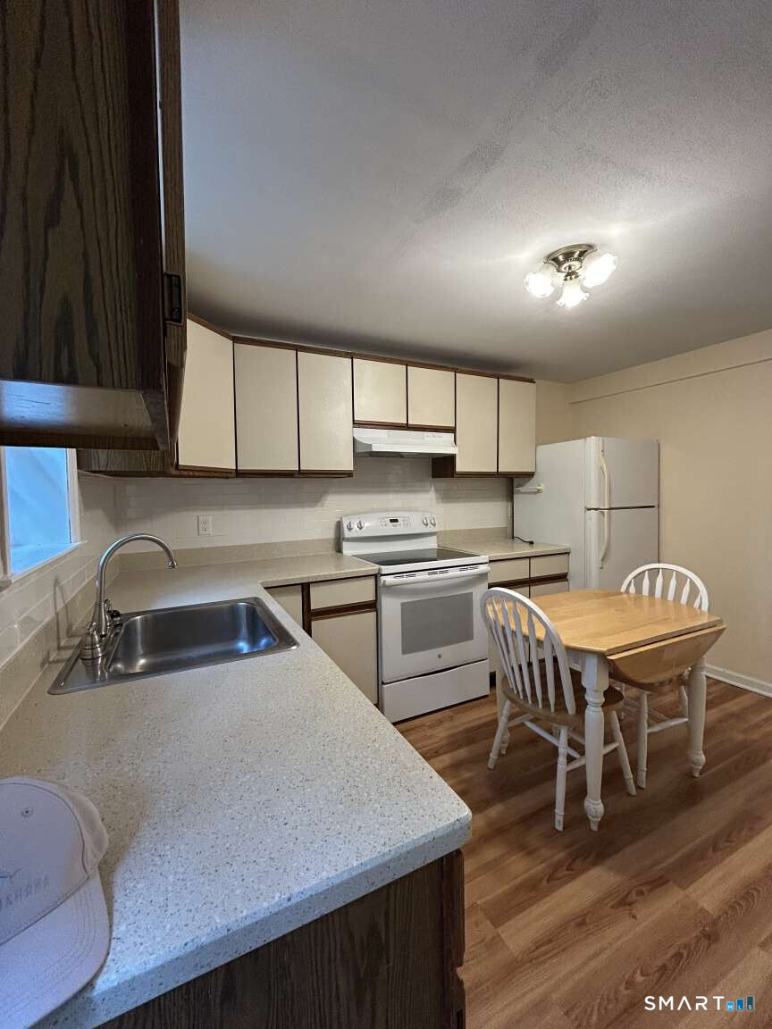 212 Jennings Road Fairfield CT 06825