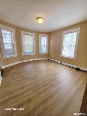 124 Southview Street Waterbury CT 06706
