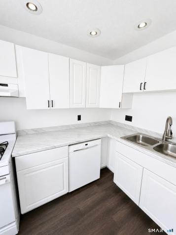 309 Terrace Avenue West Haven CT 06516