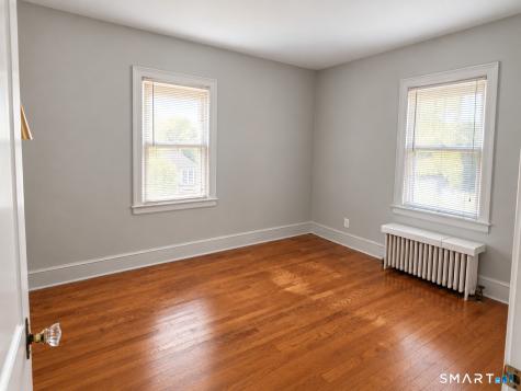 43 Mckenzie Street Middletown CT 06457