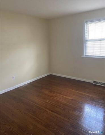 27 Manila Avenue Woodbridge CT 06525