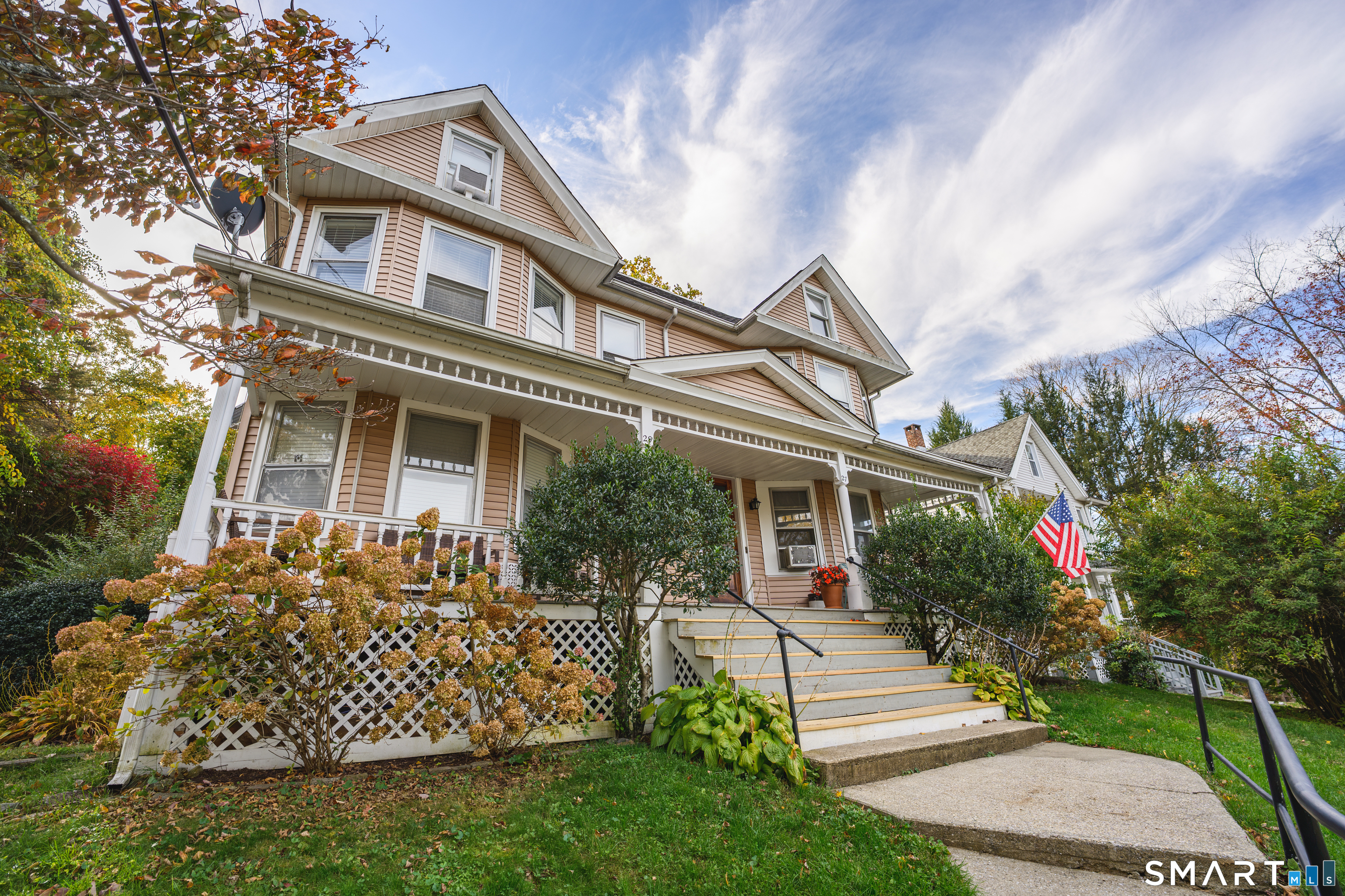 27 Salem Street Naugatuck CT 06770