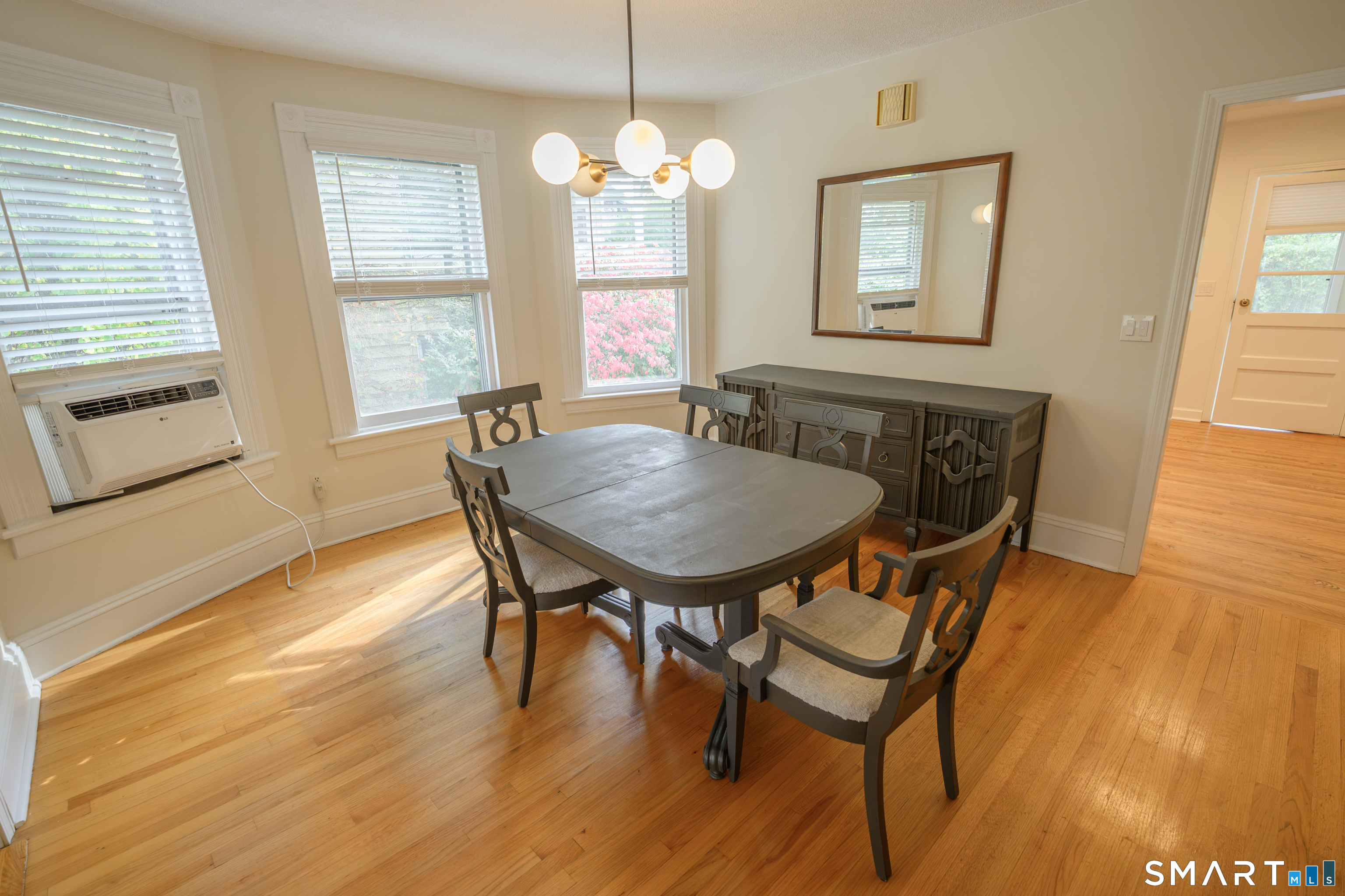 27 Salem Street Naugatuck CT 06770