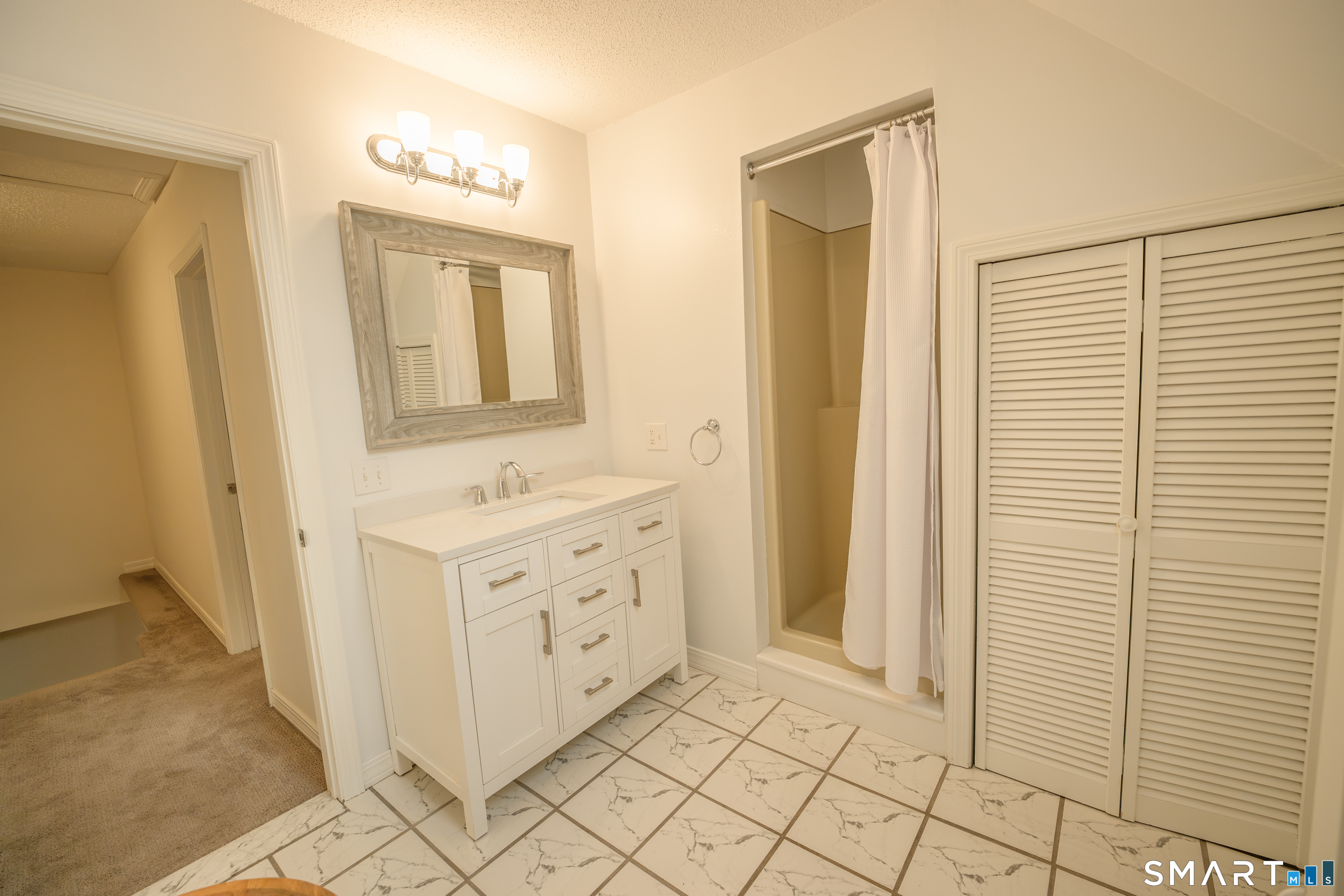 27 Salem Street Naugatuck CT 06770