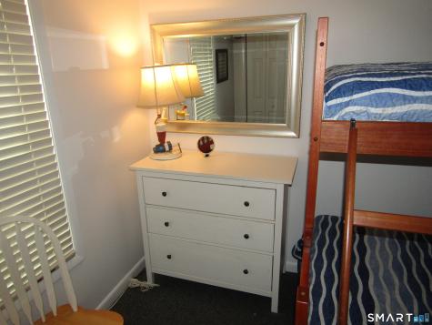 82 Old Colony Road Old Lyme CT 06371