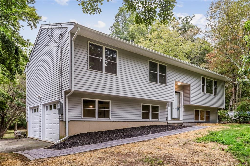 60 Connelly Road New Milford CT 06776