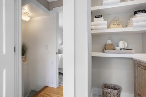 22 School Street (Mystic) Stonington CT 06355