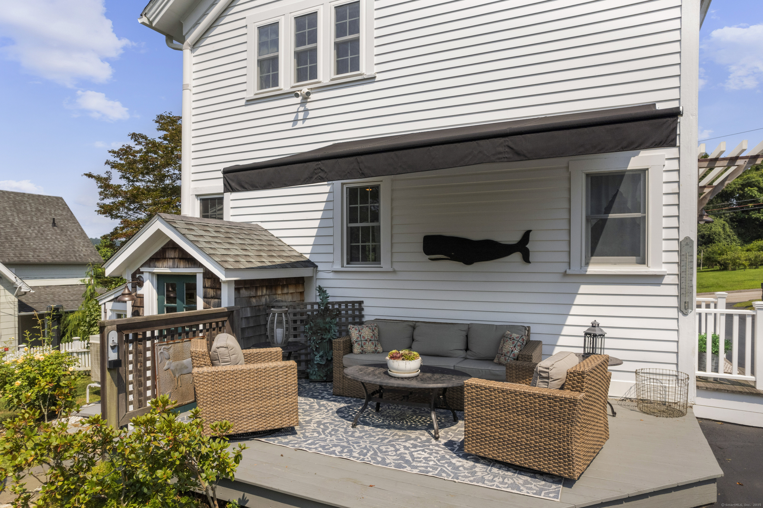 22 School Street (Mystic) Stonington CT 06355