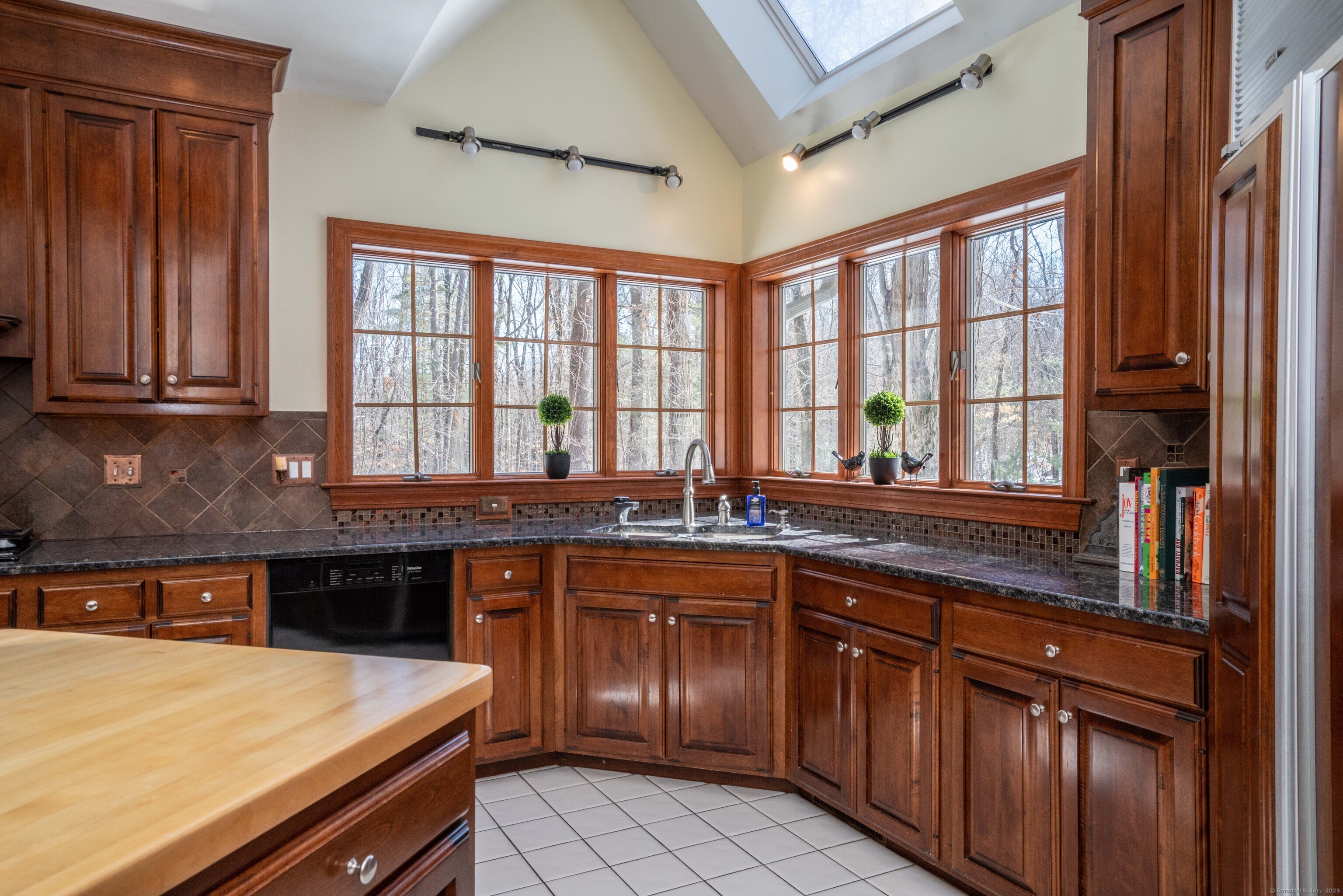 3 Eton Place Farmington CT 06032