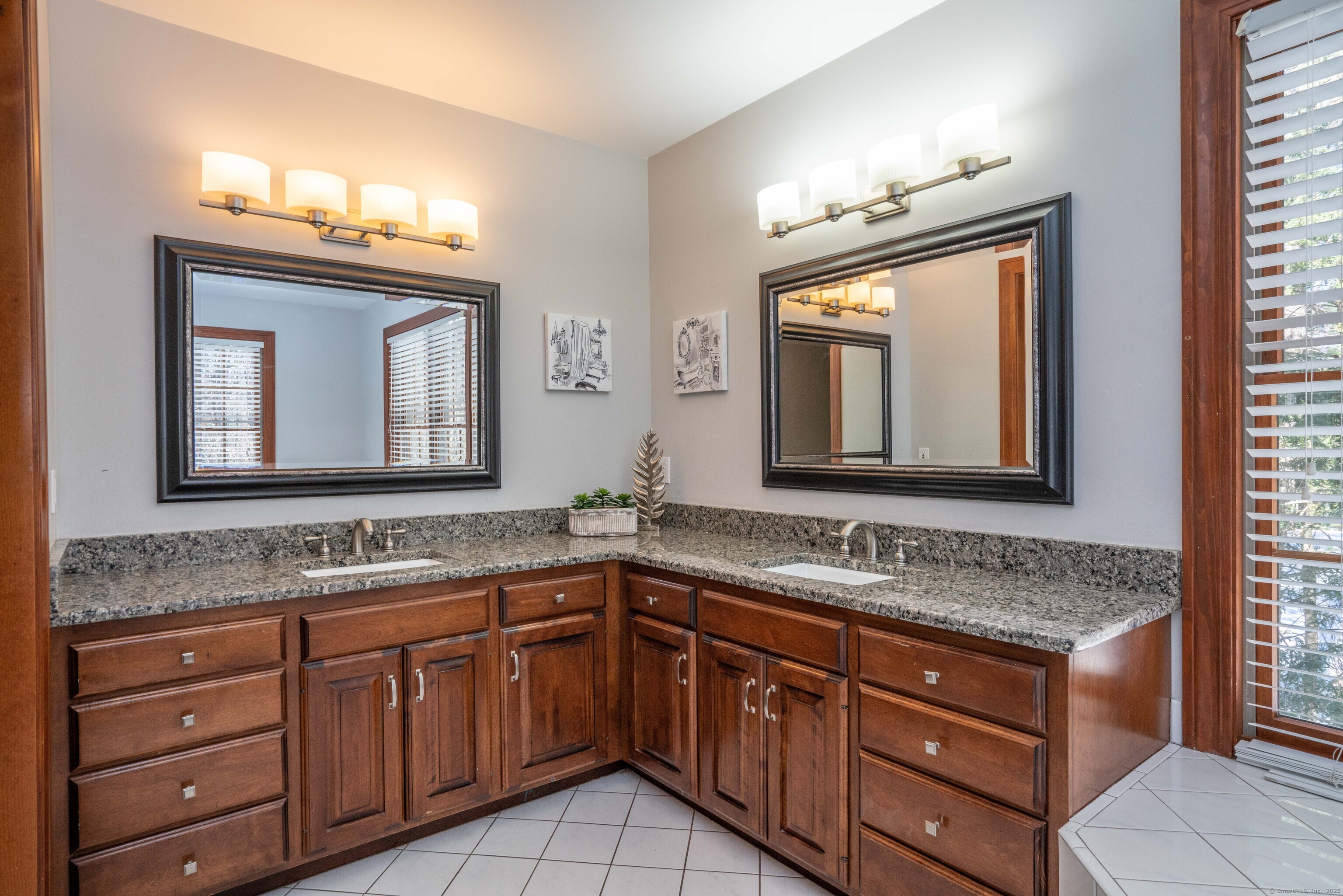 3 Eton Place Farmington CT 06032