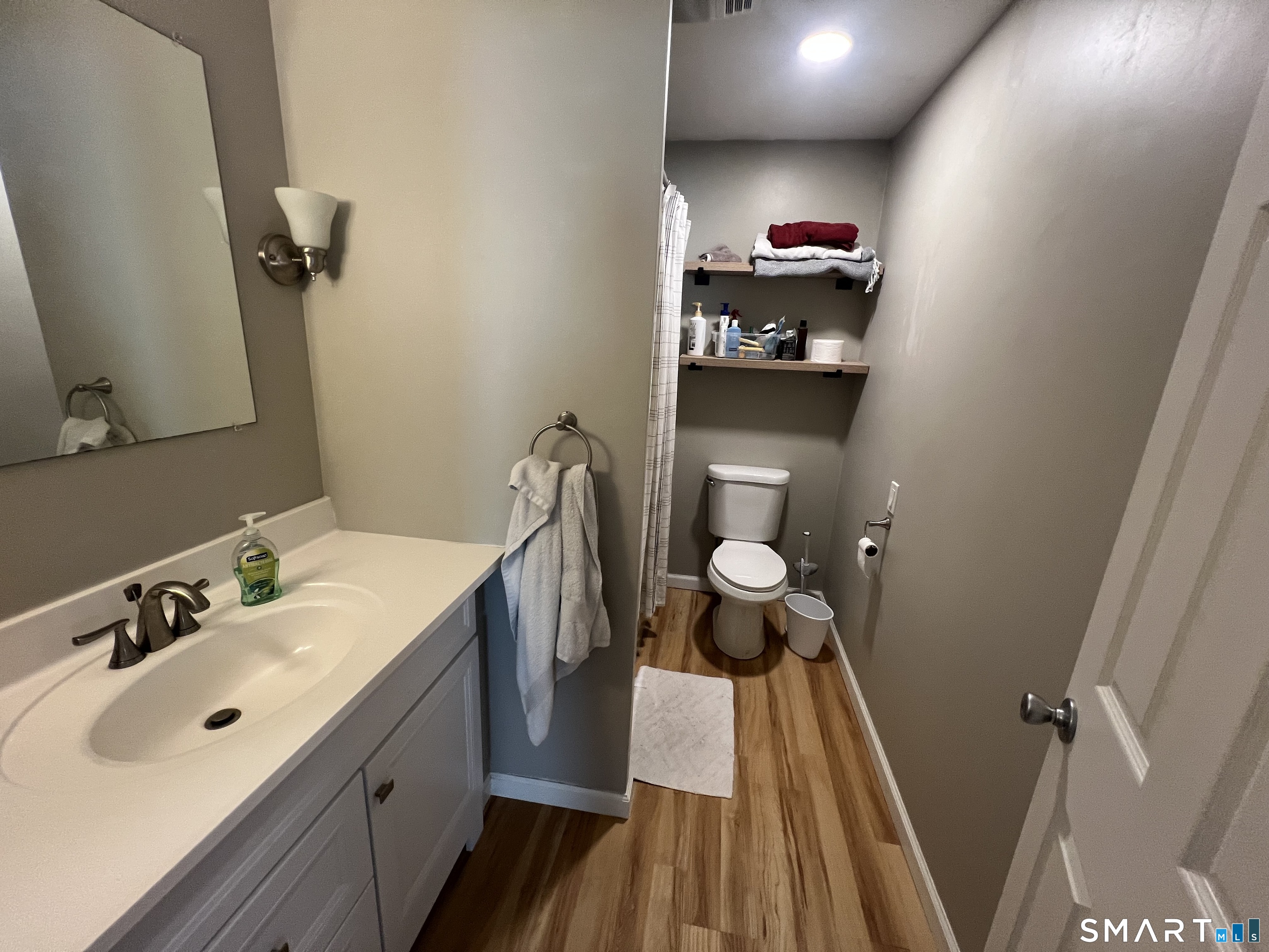 2 Lincoln Ave (Mystic) Stonington CT 06379