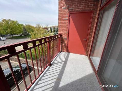 112a Southfield Avenue Stamford CT 06902