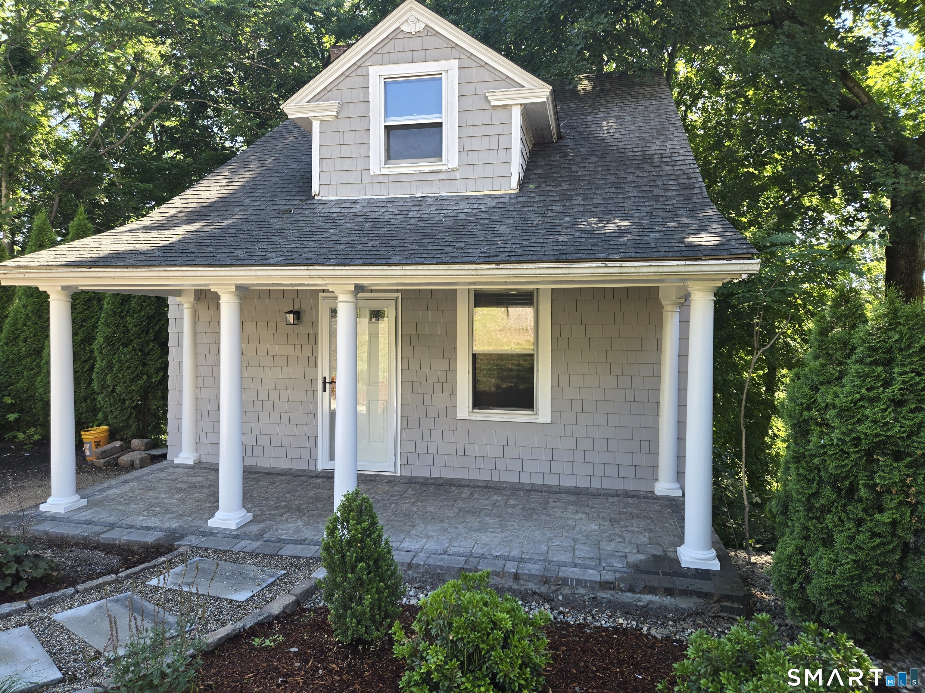 1034 Prospect Avenue Hartford CT 06105