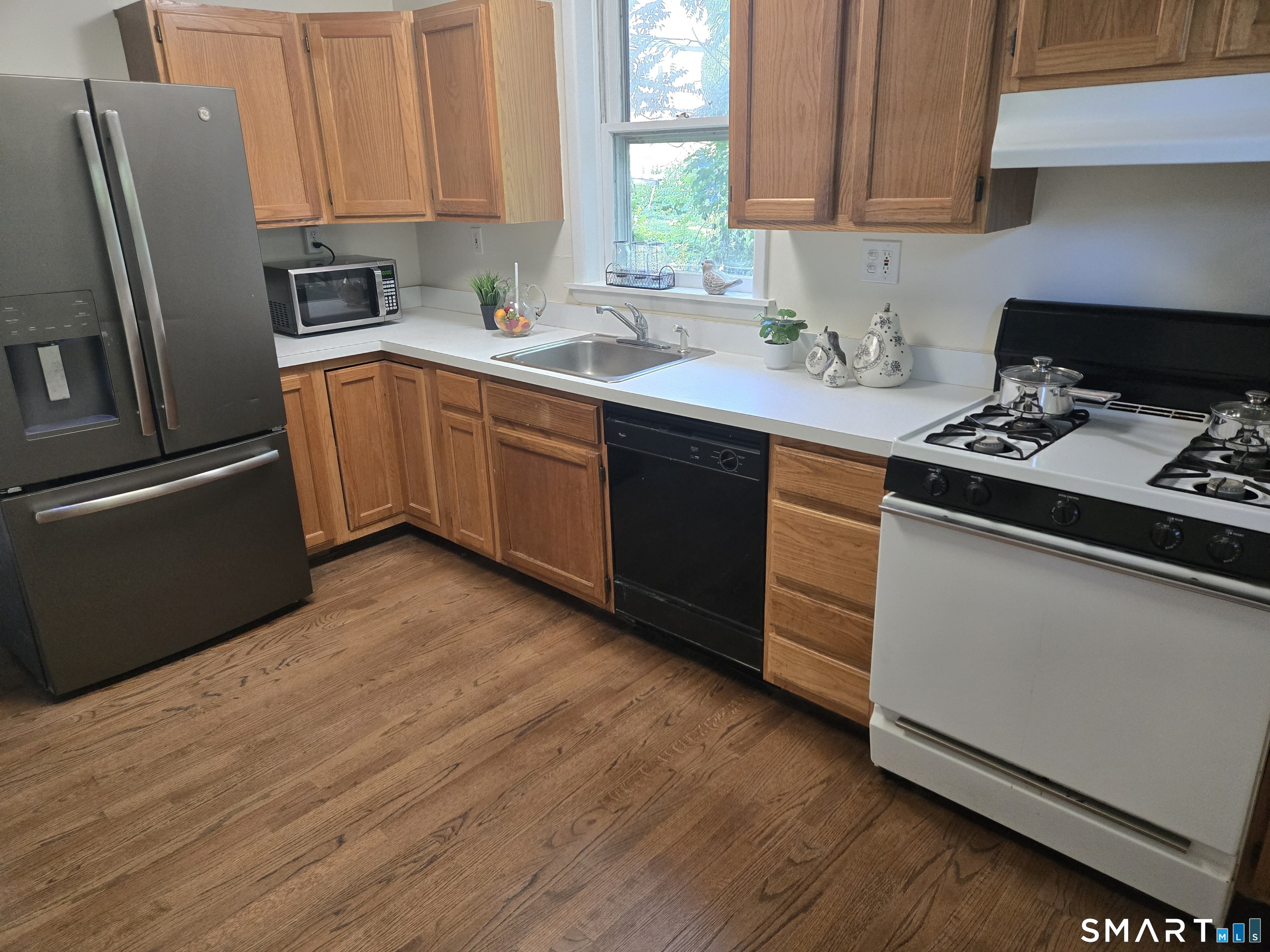 1034 Prospect Avenue Hartford CT 06105