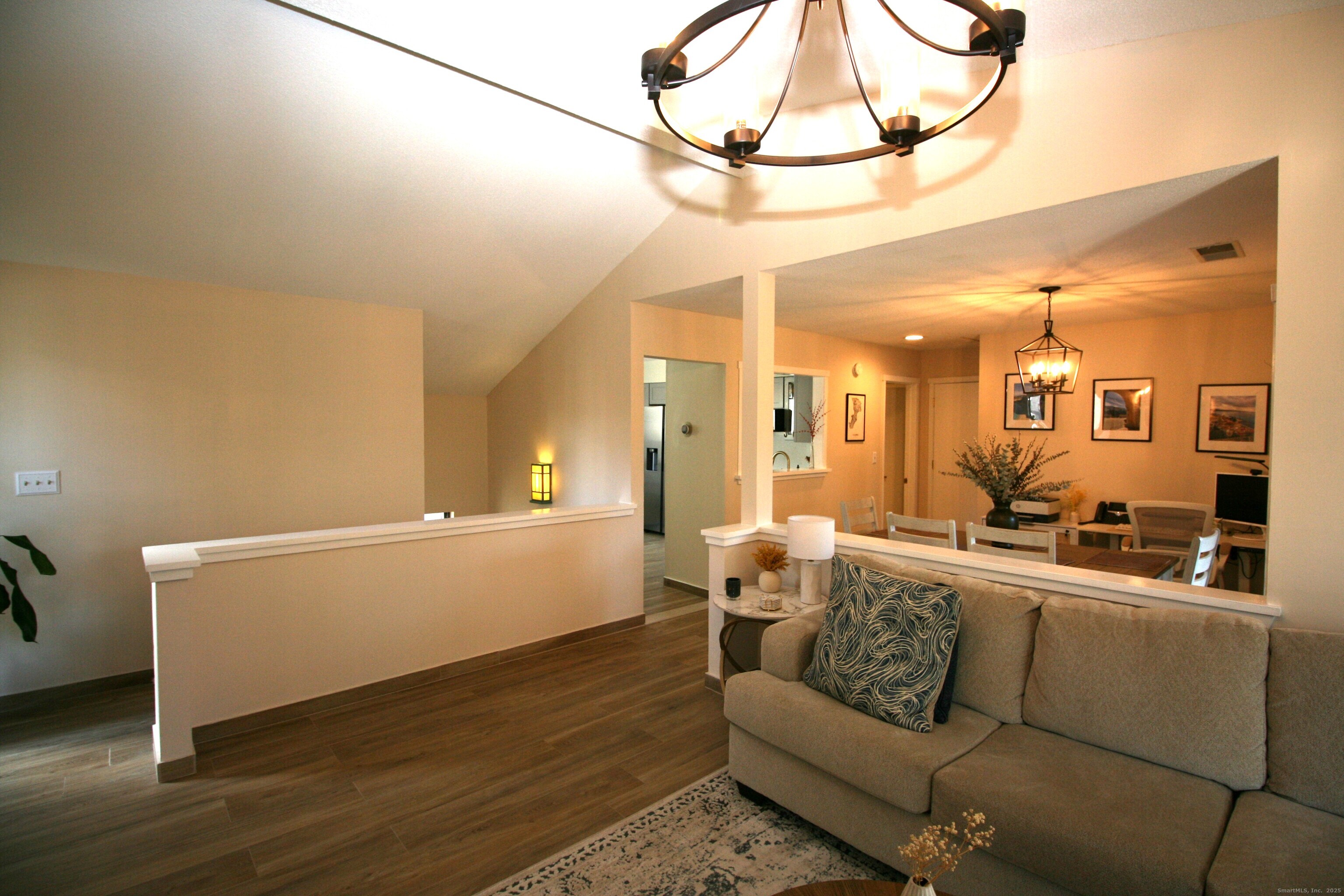 7 Twin Oak Court Avon CT 06001