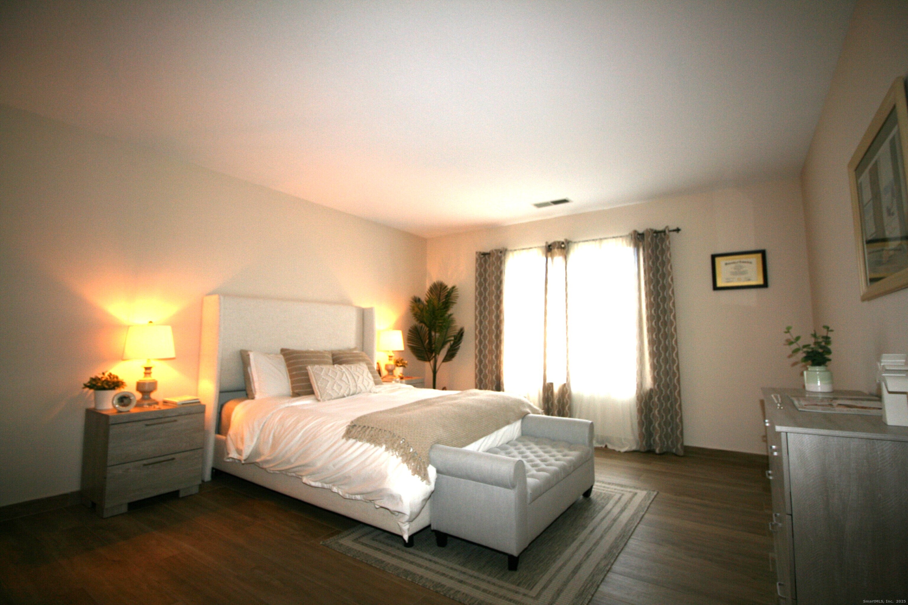 7 Twin Oak Court Avon CT 06001