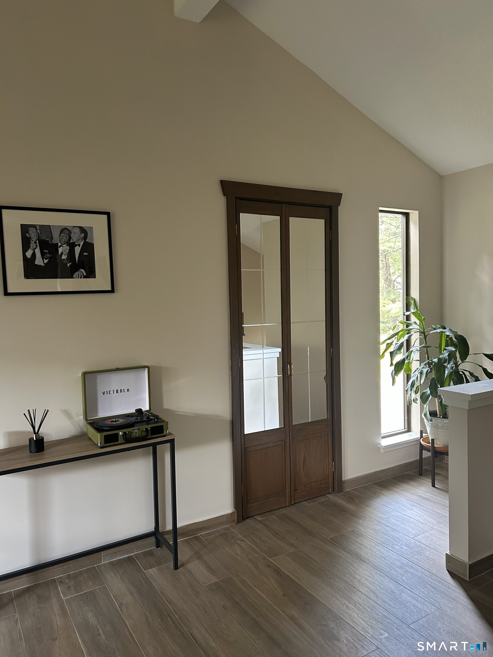 7 Twin Oak Court Avon CT 06001