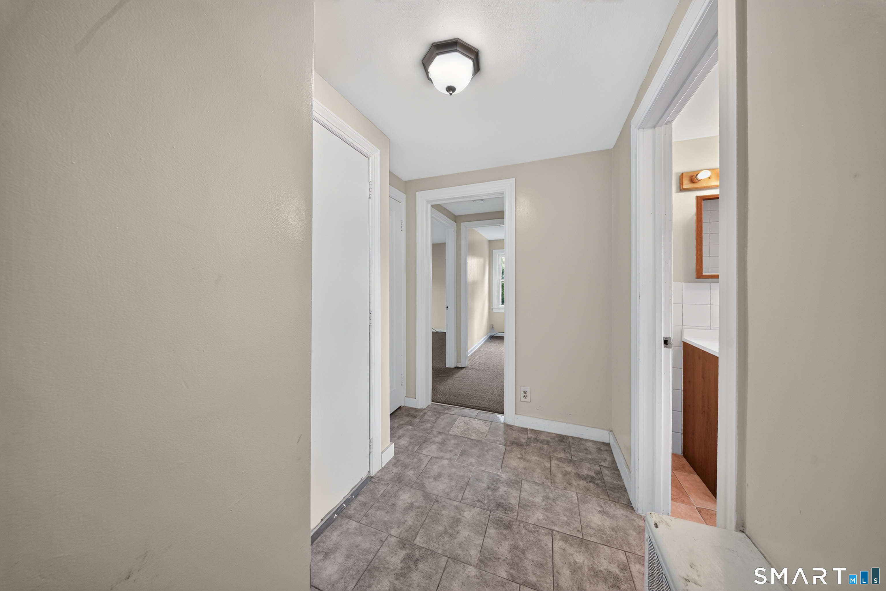 53 Mohican Avenue Waterbury CT 06708