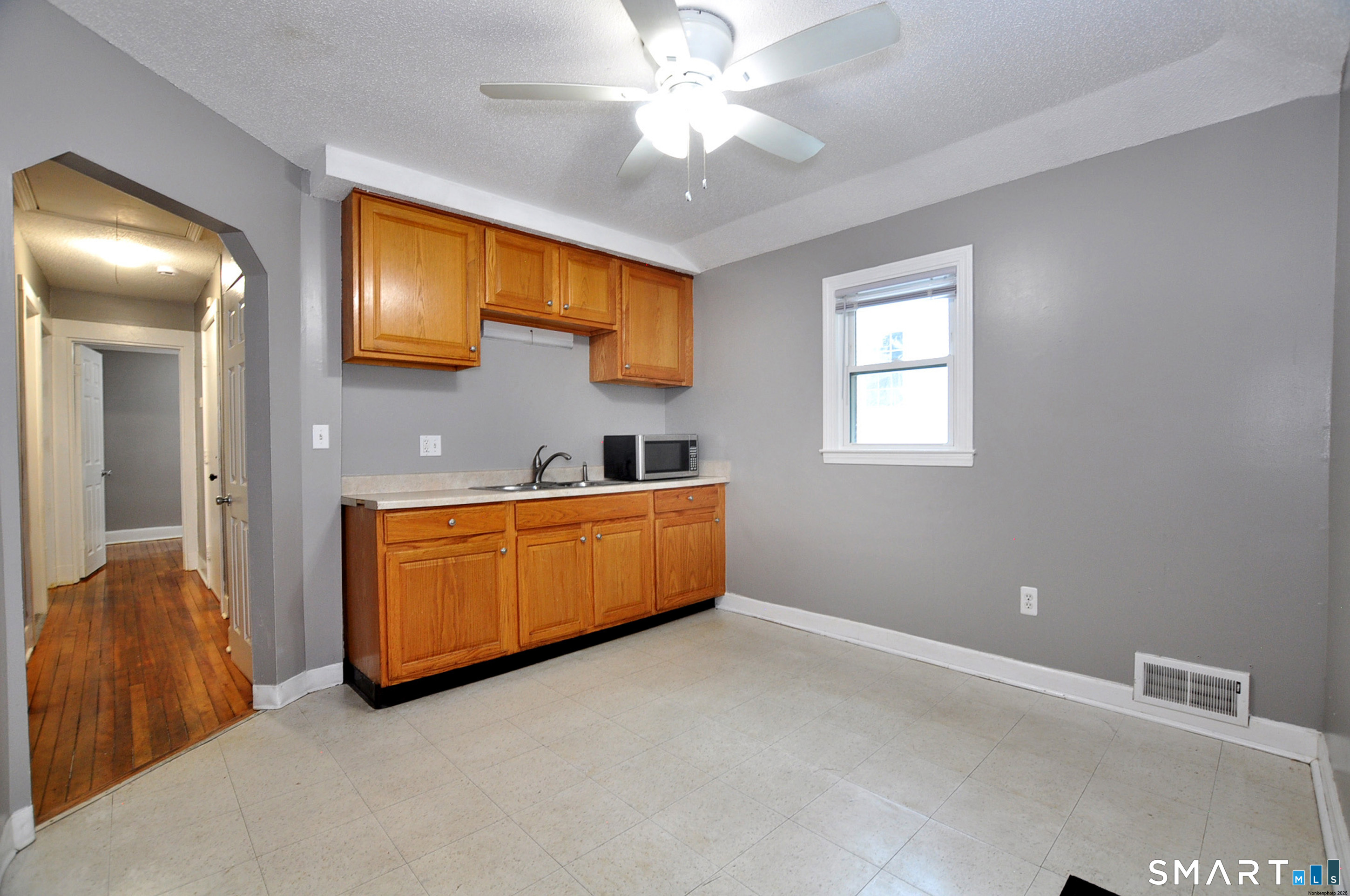 72 Beech Street Bristol CT 06010