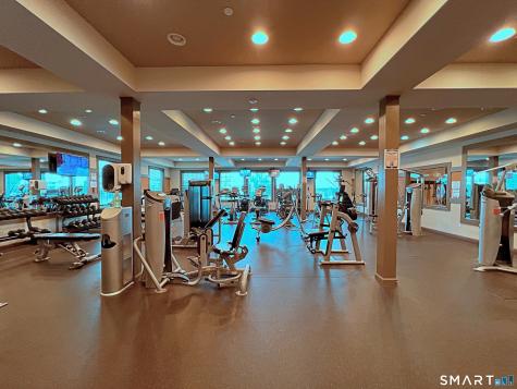 113 Center Meadow Lane Danbury CT 06810