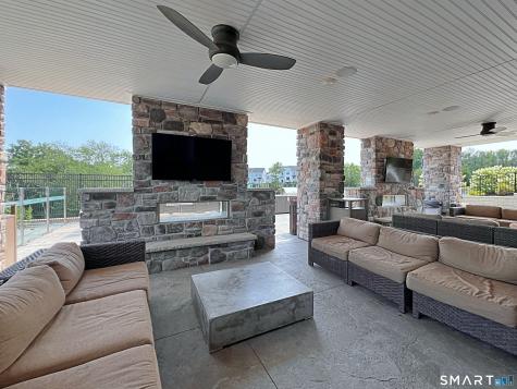 113 Center Meadow Lane Danbury CT 06810