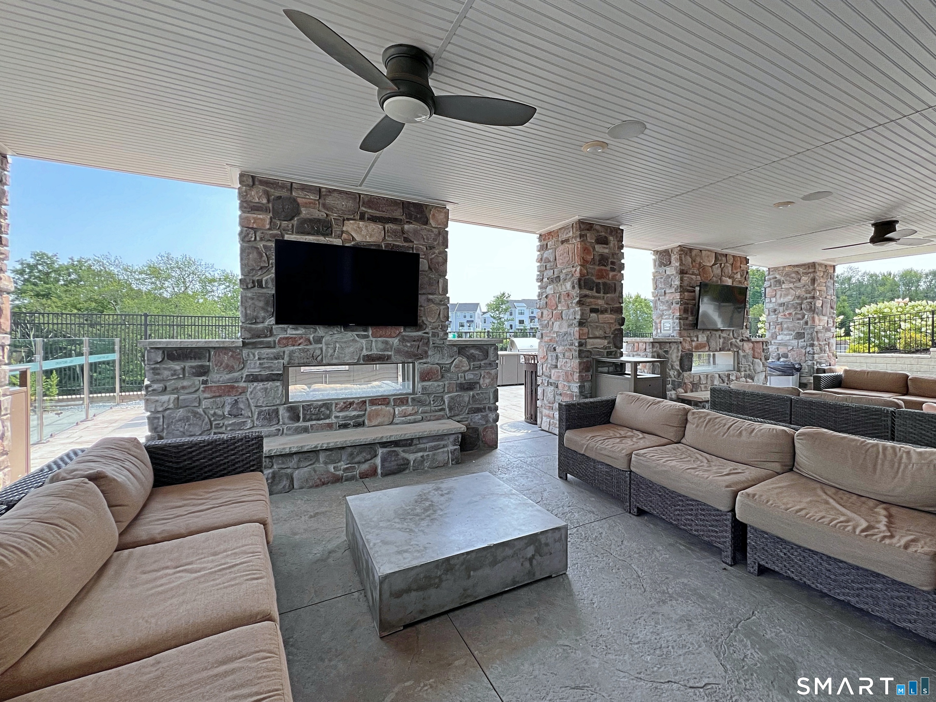 113 Center Meadow Lane Danbury CT 06810