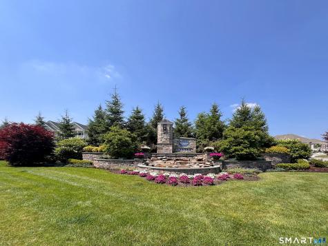 113 Center Meadow Lane Danbury CT 06810