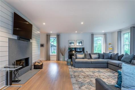 33 Arrow Point Road Warren CT 06777
