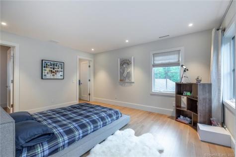 33 Arrow Point Road Warren CT 06777