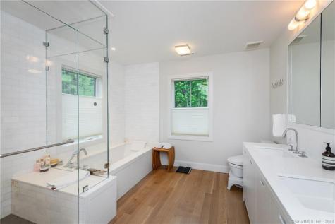 33 Arrow Point Road Warren CT 06777