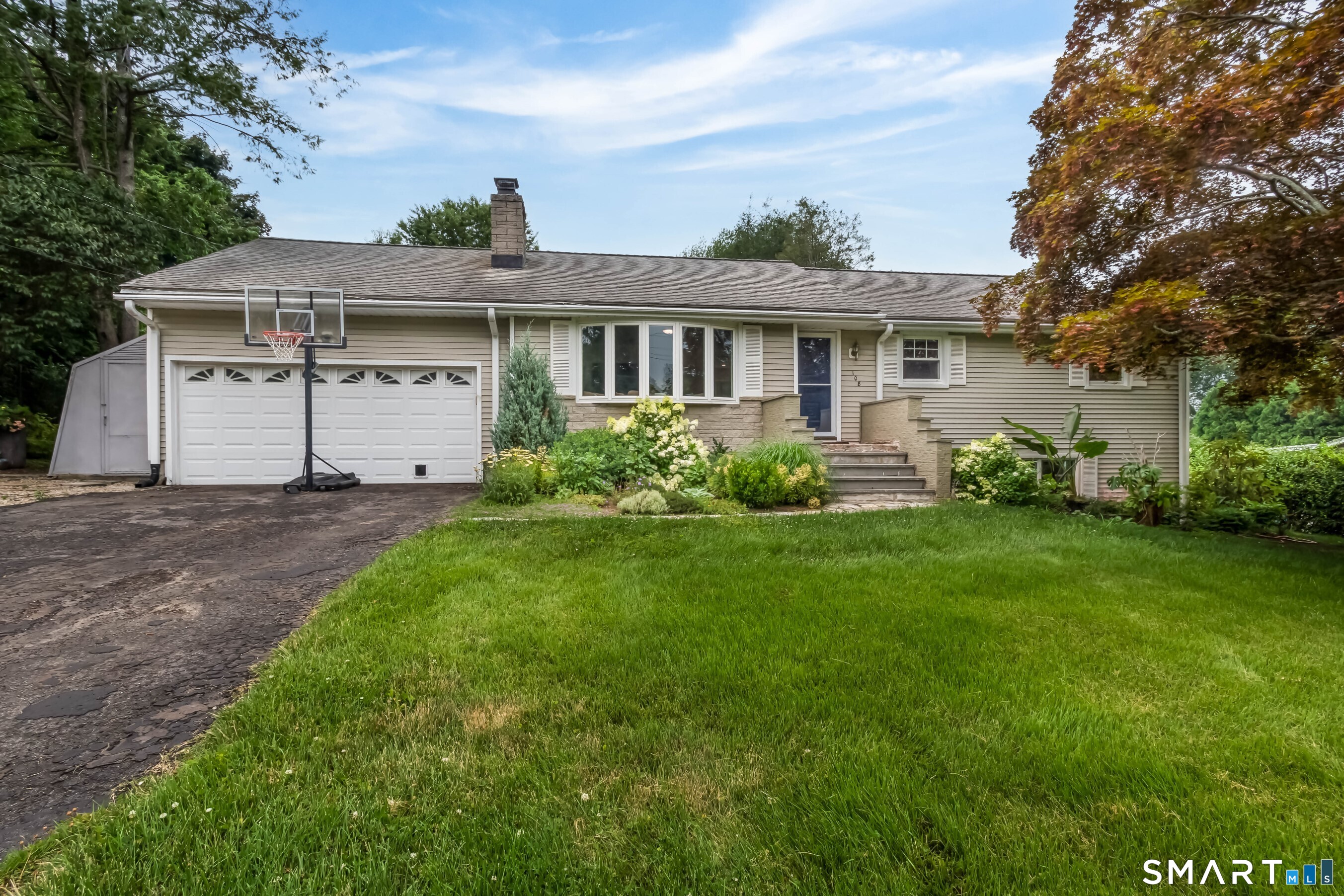 108 Colonese Road Fairfield CT 06825
