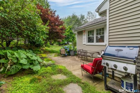 108 Colonese Road Fairfield CT 06825