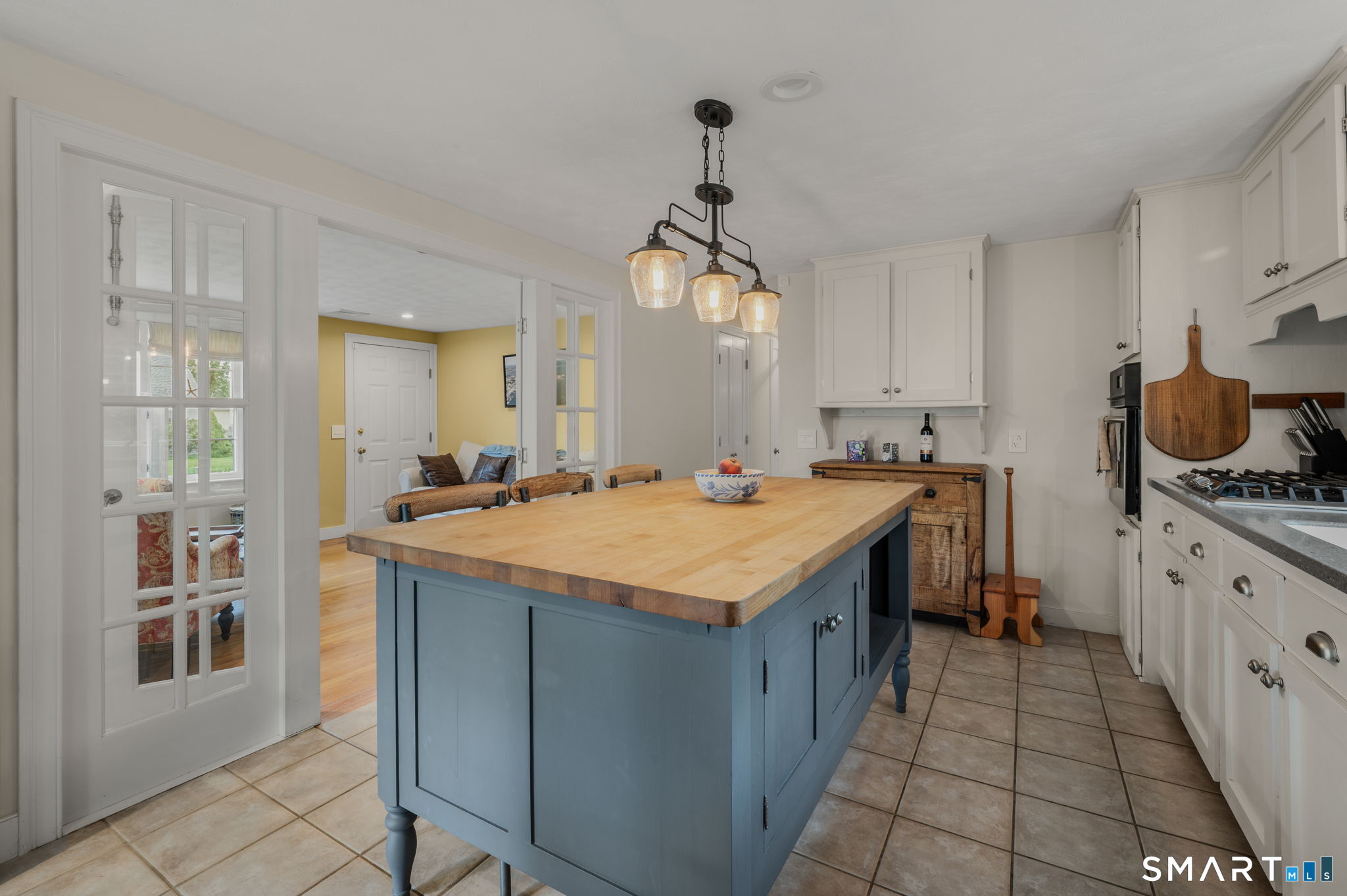182 Ocean View Avenue Groton CT 06355