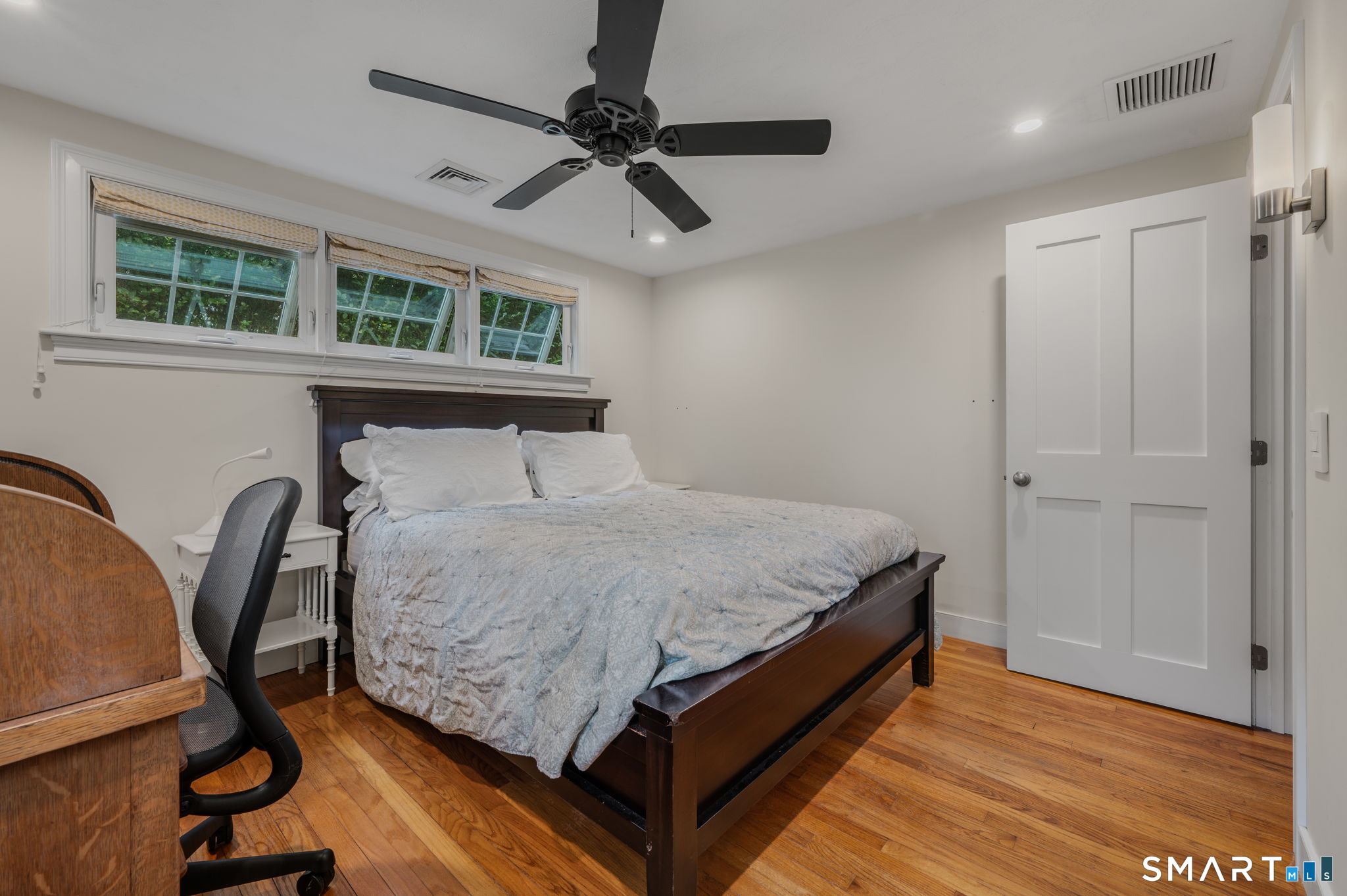 182 Ocean View Avenue Groton CT 06355