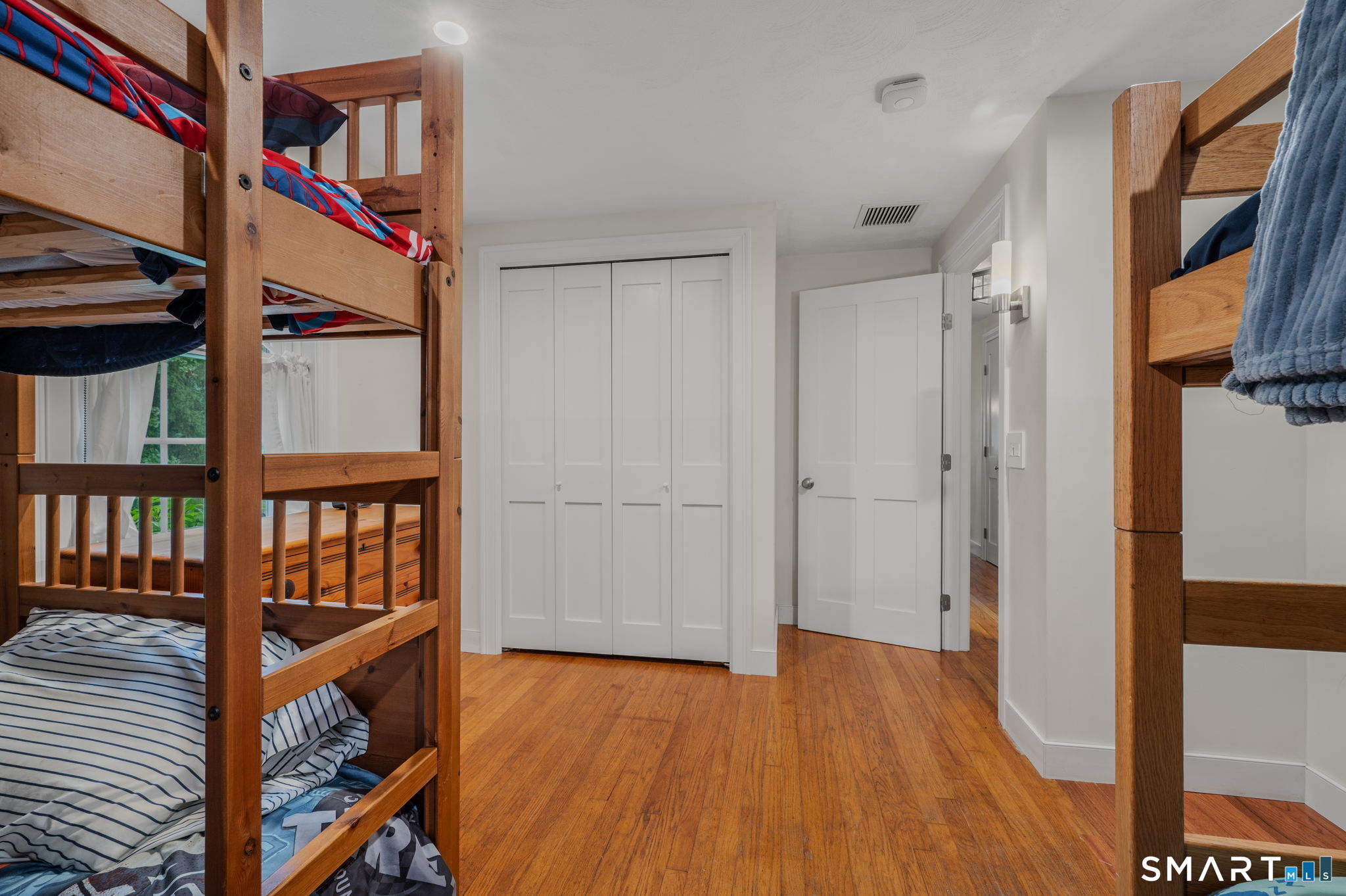 182 Ocean View Avenue Groton CT 06355