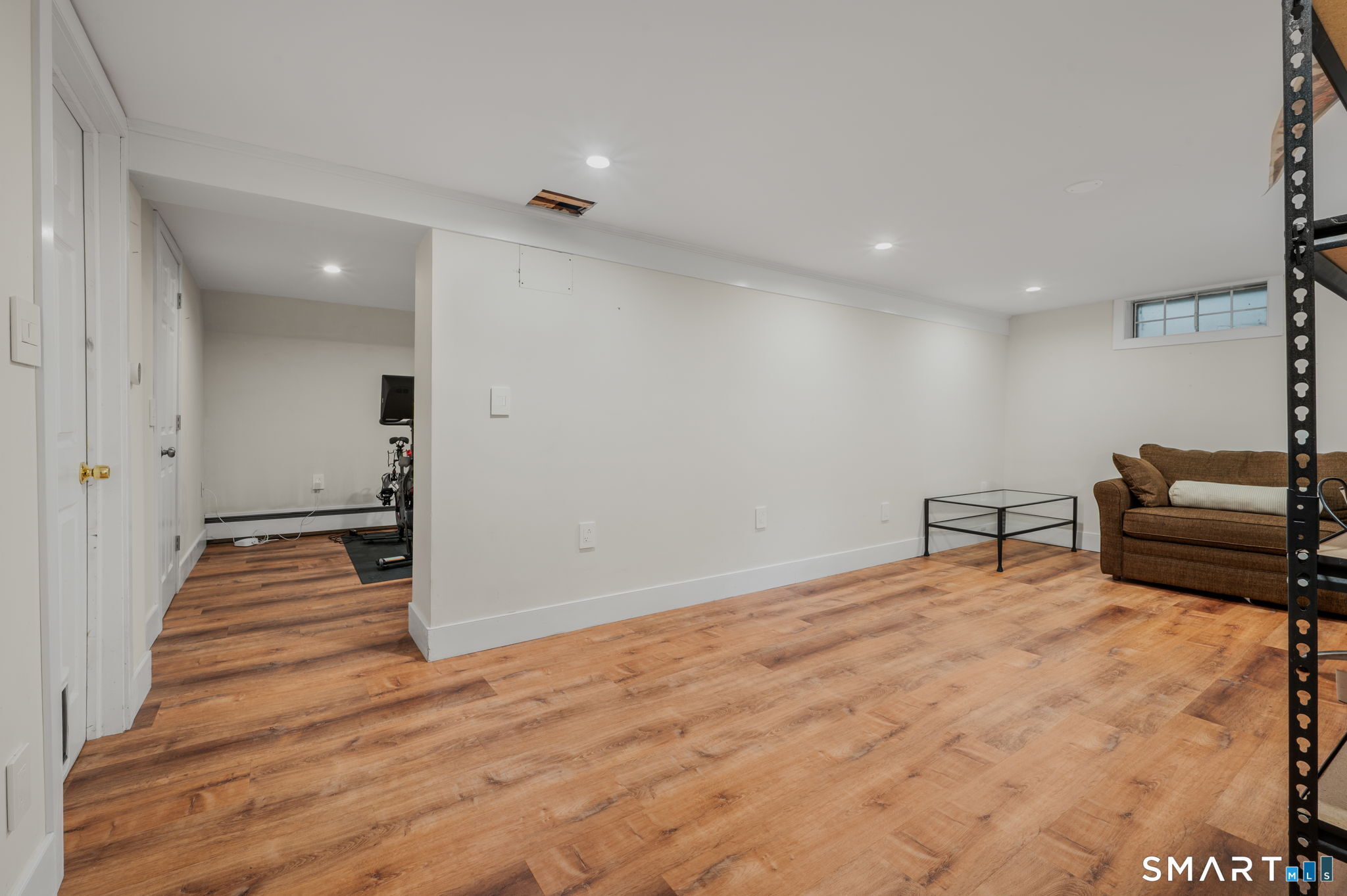 182 Ocean View Avenue Groton CT 06355