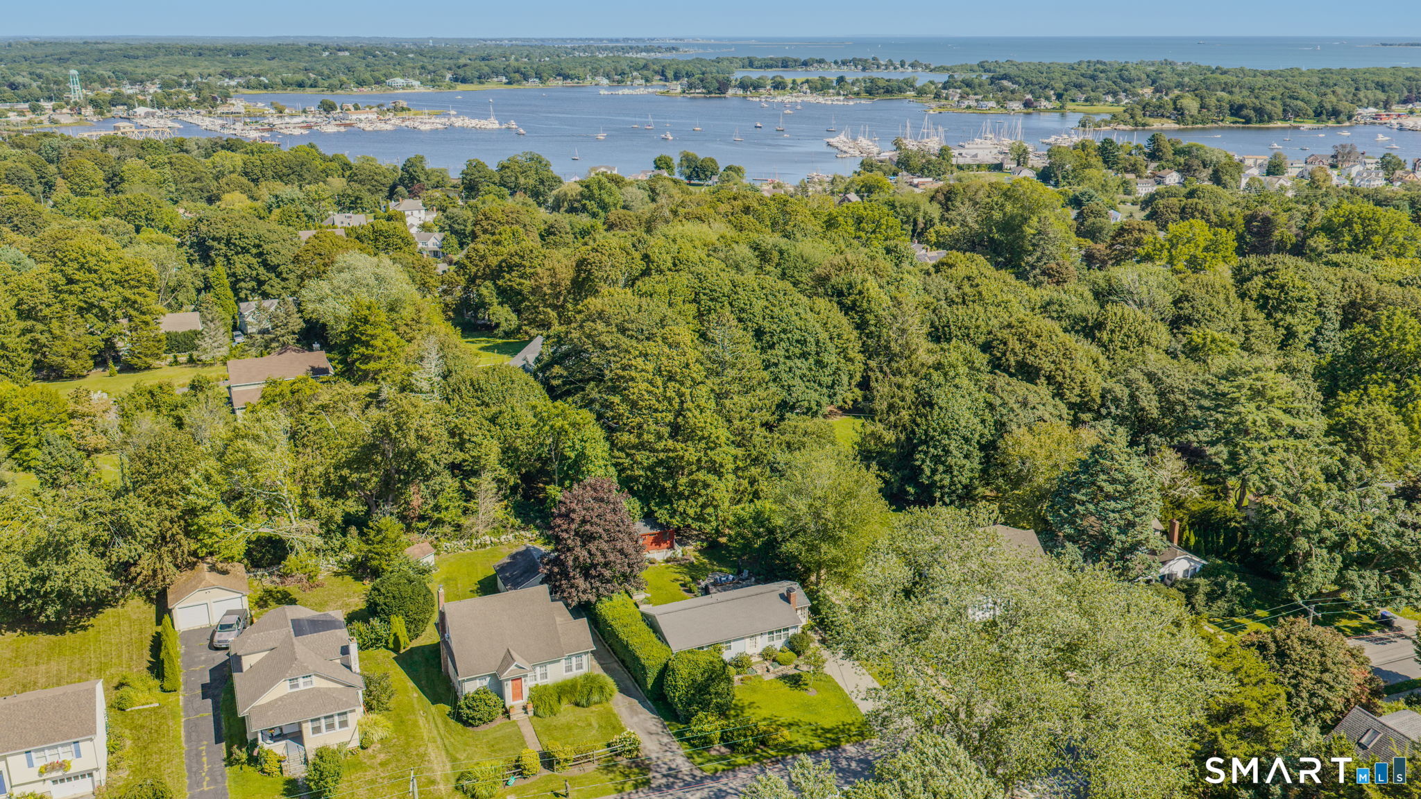 182 Ocean View Avenue Groton CT 06355