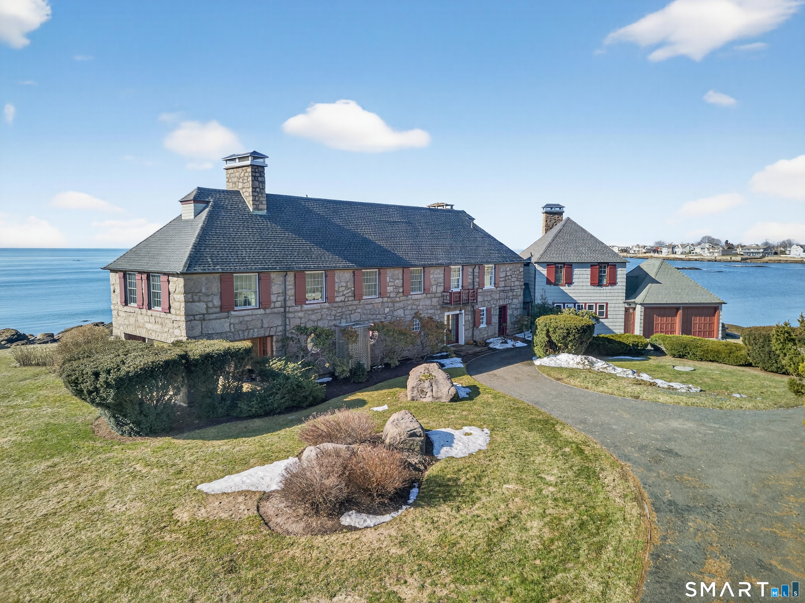 39 Vineyard Place Guilford CT 06437