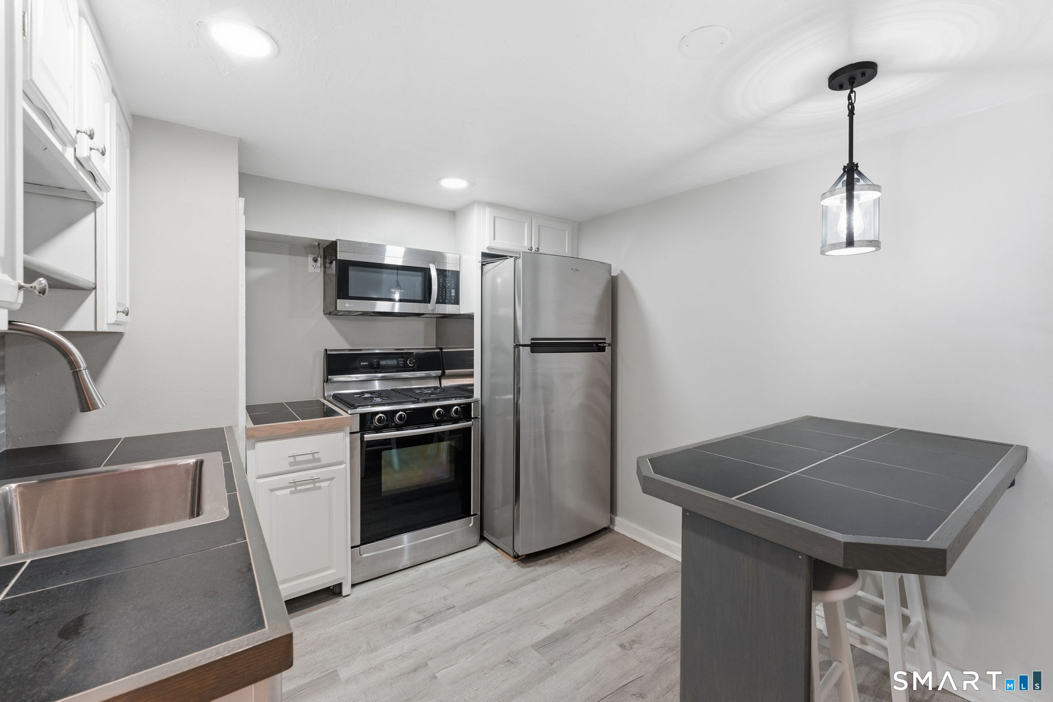 9 Hunters Road Norwich CT 06360