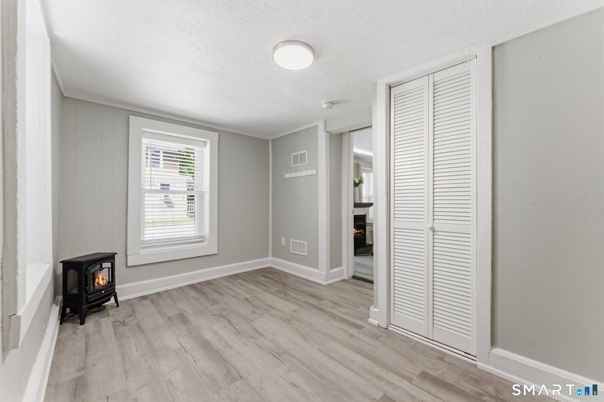 9 Hunters Road Norwich CT 06360