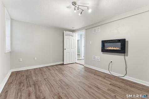 9 Hunters Road Norwich CT 06360