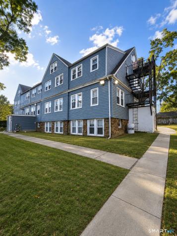 3-17 Curve Street Branford CT 06405