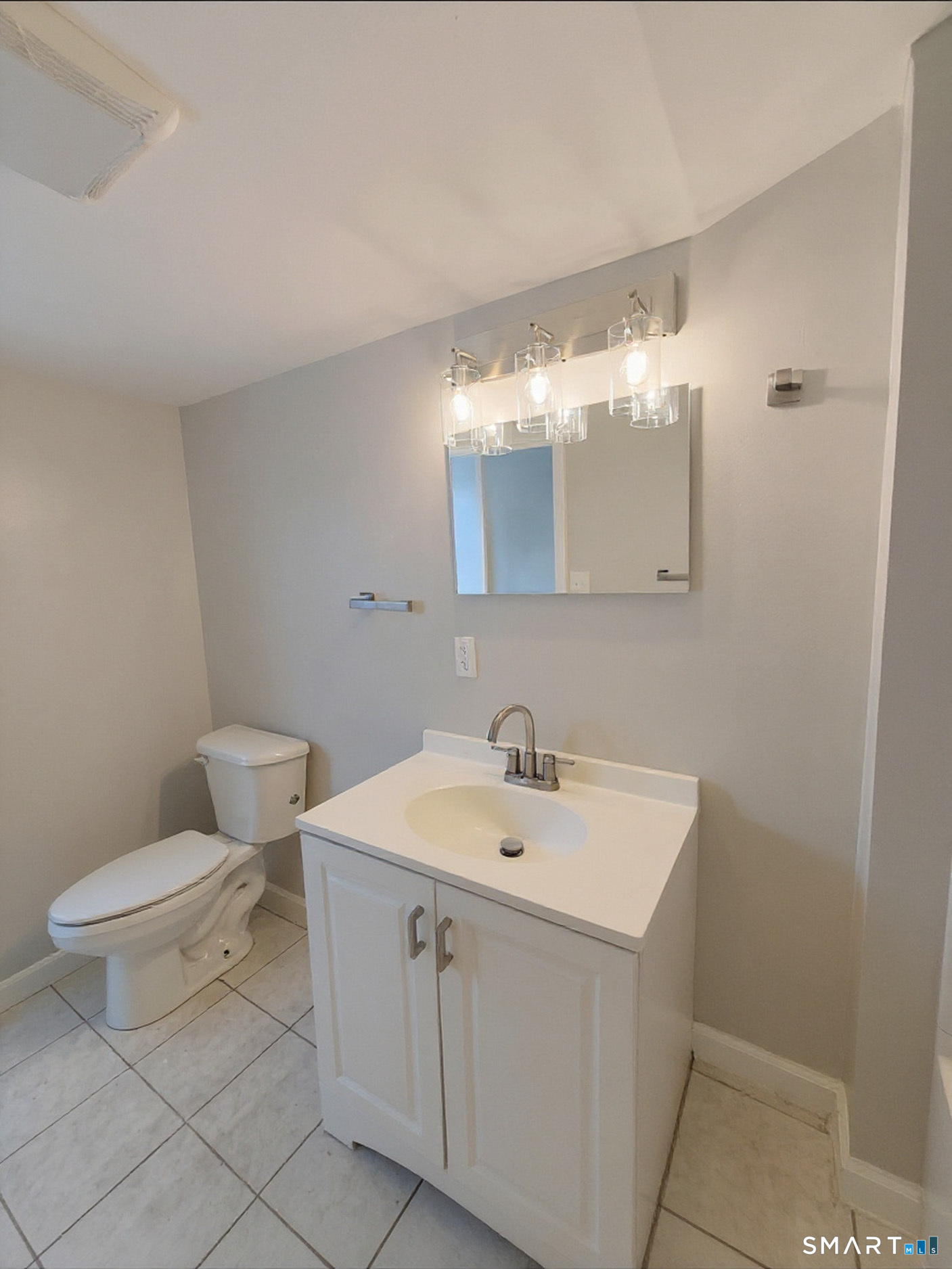 3-17 Curve Street Branford CT 06405