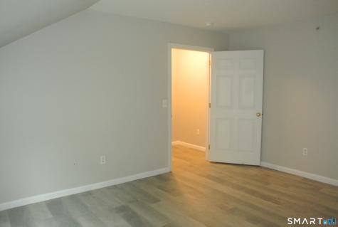 680 Boston Post Road Milford CT 06460