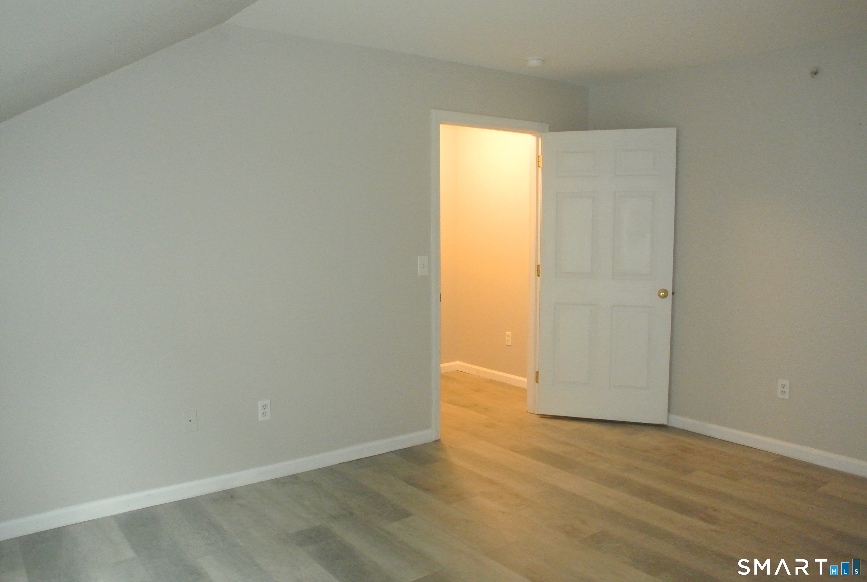 680 Boston Post Road Milford CT 06460