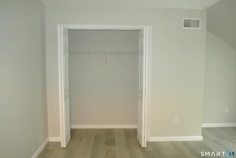 680 Boston Post Road Milford CT 06460