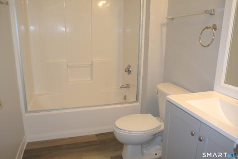 680 Boston Post Road Milford CT 06460